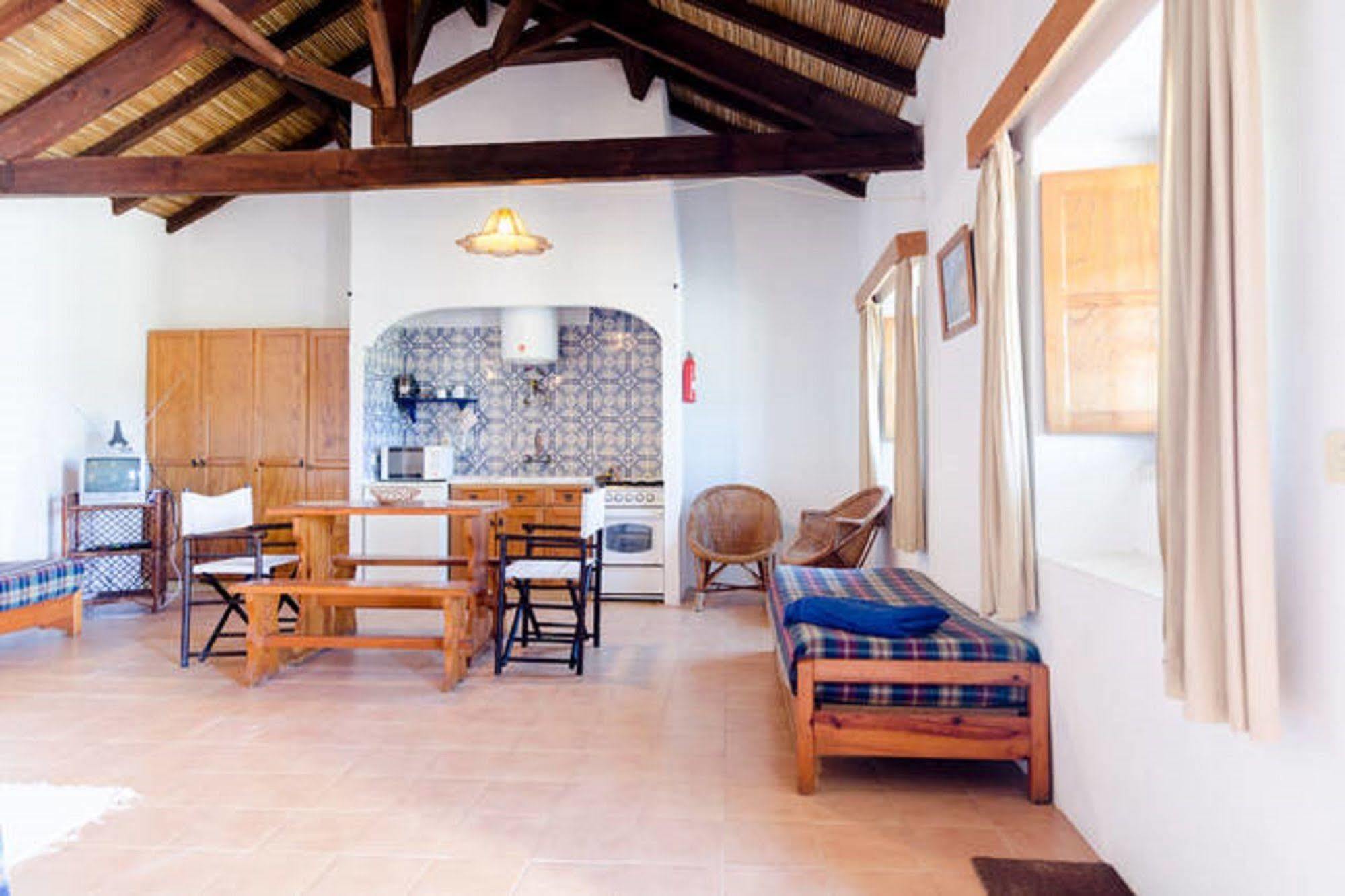Гостевой дом Quinta Do Lagar - By Portugalferias Албуфейра Экстерьер фото